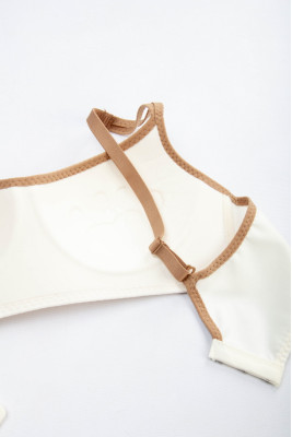 Бюстгальтер 